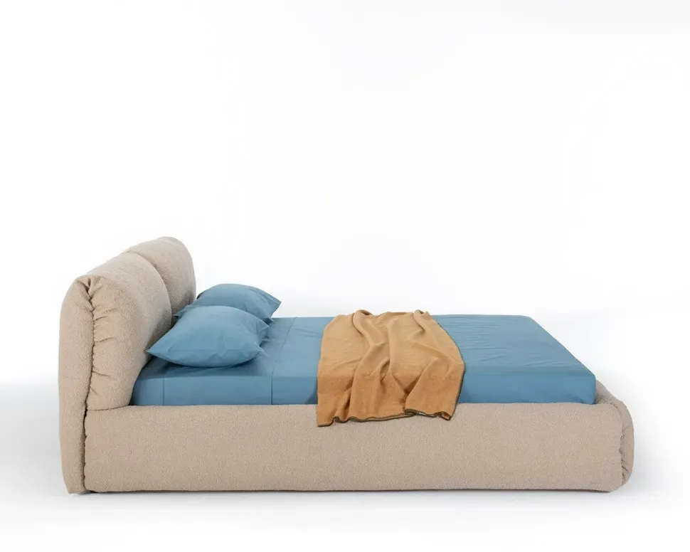 Letto matrimoniale con giroletto Letto za:za a prezzo riservato