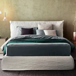 Letto matrimoniale con giroletto Piumotto Pianca a prezzo scontato