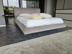 Letto matrimoniale con giroletto Avalon a prezzo riservato