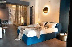 Letto matrimoniale con giroletto Bamboletto B&b italia a prezzo scontato