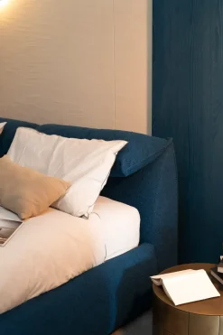 Letto matrimoniale con giroletto Bamboletto B&b italia a prezzo scontato