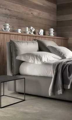 Letto matrimoniale con giroletto Quiet Samoa a prezzo ribassato