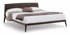 Letto matrimoniale con piedini Siri Novamobili a prezzo scontato