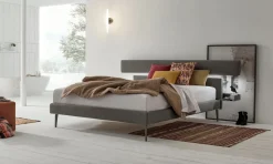 Letto matrimoniale con piedini Denver V&nice a prezzo scontato