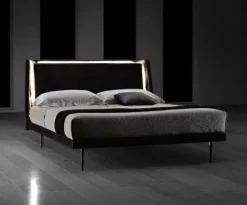 Letto matrimoniale con piedini Illumina  a prezzo riservato