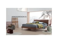 Letto matrimoniale con piedini Benny V&nice a prezzo ribassato