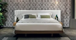Letto matrimoniale con piedini Fusion a prezzo riservato