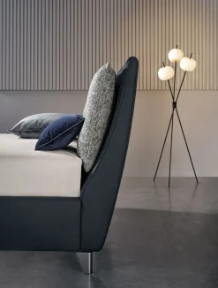 Letto matrimoniale con piedini Artico Twils a prezzo ribassato