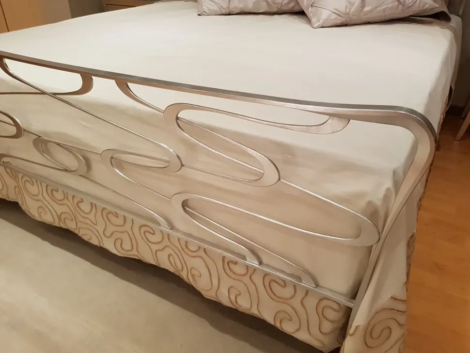Letto matrimoniale con piedini Venice Ciacci a prezzo scontato