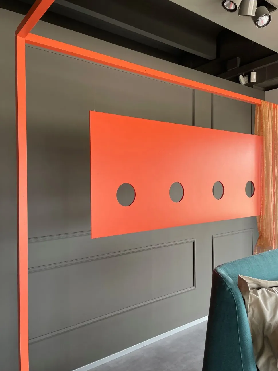 Letto matrimoniale design Velvet Novamobili a prezzo ribassato