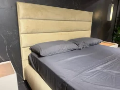 Letto matrimoniale design Tamigi Novaluna a prezzo scontato