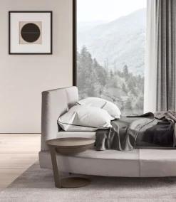 Letto matrimoniale design Zero Presotto a prezzo scontato
