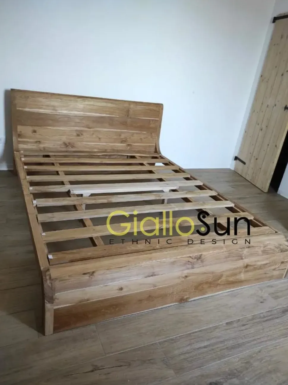Letto matrimoniale design Letto wave legno teak Outlet etnico a prezzo ribassato