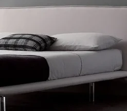 Letto matrimoniale design Onda Artigianale a prezzo ribassato