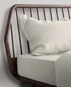 Letto matrimoniale moderno Trama Pianca a prezzo ribassato