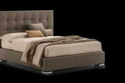 Letto matrimoniale moderno Victor plus V&nice a prezzo scontato