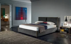 Letto matrimoniale moderno Luis Felis a prezzo ribassato