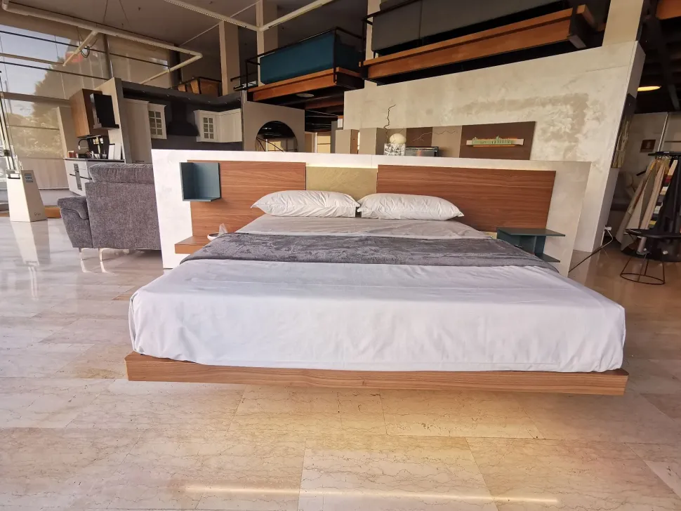 Letto matrimoniale moderno Wall system Mobilgam a prezzo ribassato