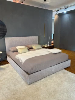 Letto matrimoniale Ribbon Molteni & c con uno sconto IMPERDIBILE