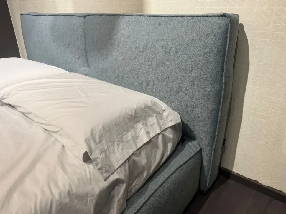 Letto moderno Adele Gamma con un ribasso del 32%