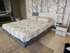 Letto moderno con contenitore Ken Tomasella a prezzo ribassato