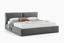 Letto moderno con gambe Brick Novamobili a prezzo scontato