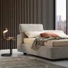 Letto moderno con gambe Tower Le comfort a prezzo scontato