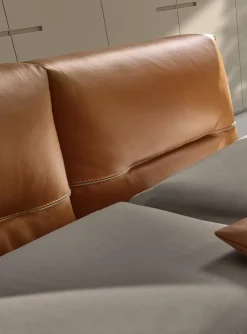 Letto moderno con giroletto Iride * Rosini a prezzo ribassato