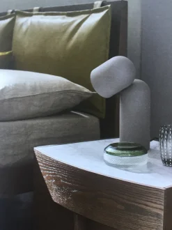 Letto moderno con giroletto Bic Ballancin a prezzo scontato