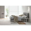 Letto moderno con piedini Mood V&nice a prezzo ribassato
