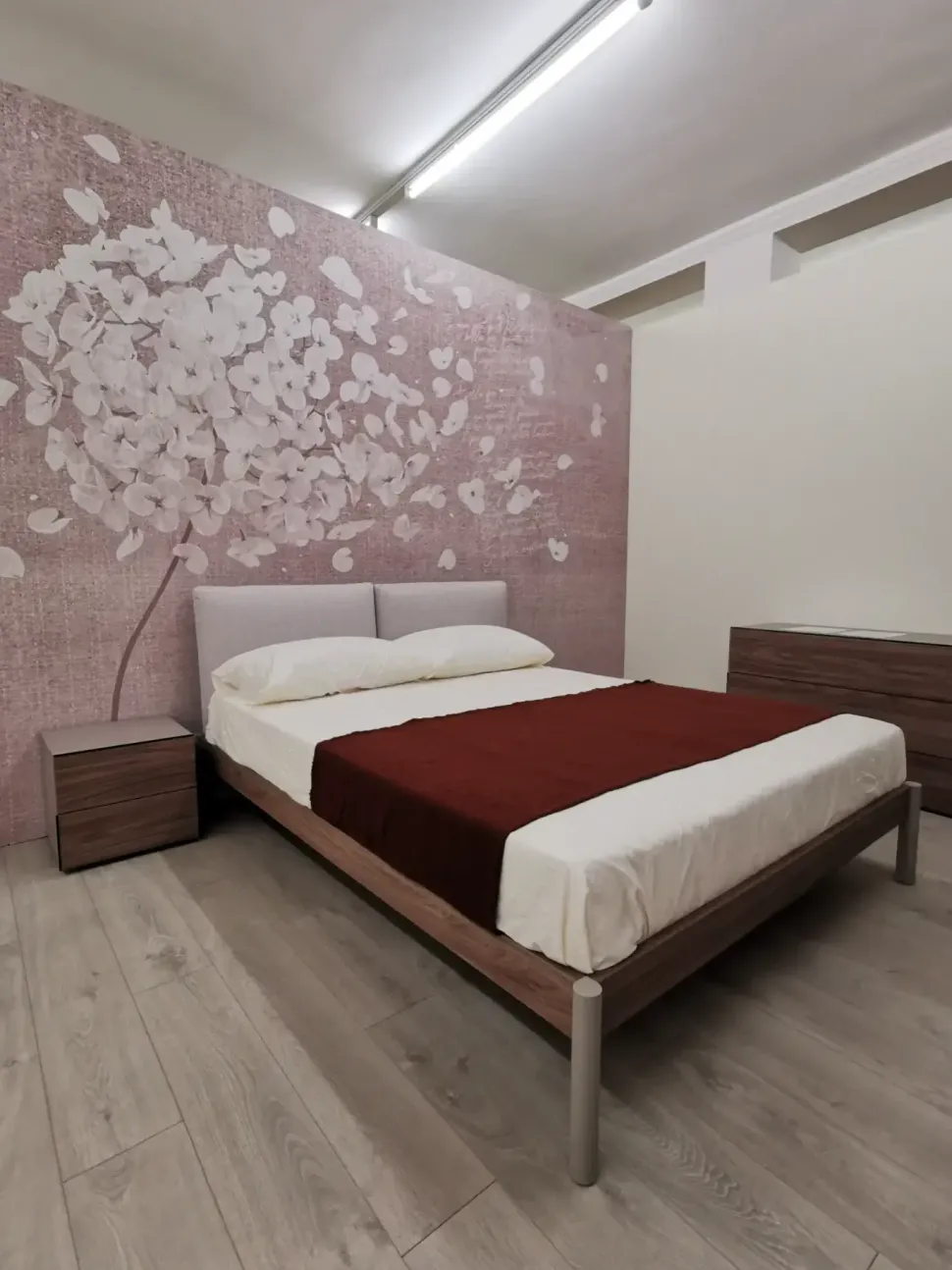Letto moderno con piedini Eden soft Dielle modus a prezzo scontato