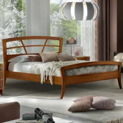 Letto moderno con piedini Letto sole  Mobilificio bellutti a prezzo ribassato