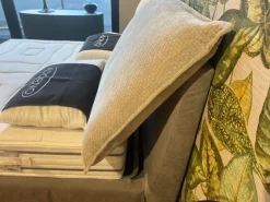 Letto moderno Leilah Gamma con un ribasso del 26%