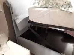 Letto moderno Letto modello dama con contenitore e levitec Oggioni con un ribasso del 31%