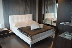 Letto moderno Max capitonne basso di Twils SCONTATO