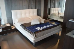 Letto moderno Max capitonne basso di Twils SCONTATO