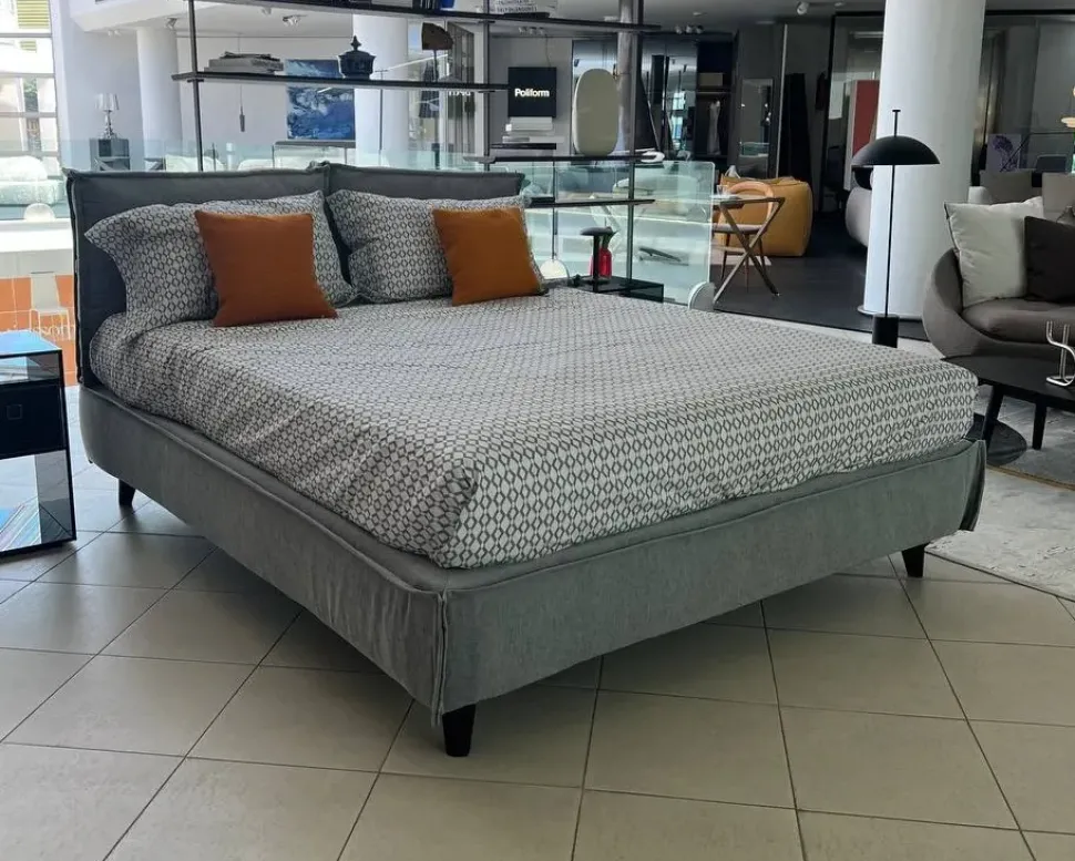 Letto moderno Metro di Oggioni SCONTATO