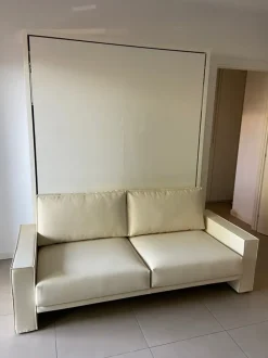 Letto moderno Penelope 2 sofa' - braccioli larghi Clei con un ribasso del 30%