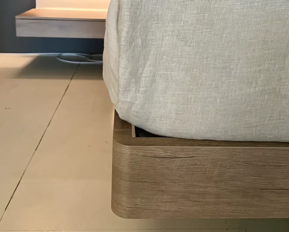 Letto moderno Shiro Tomasella scontato 25%