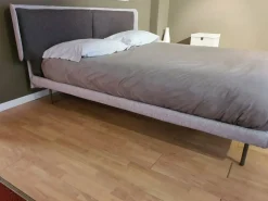 Letto moderno Skin Ditre italia con uno sconto del 41%