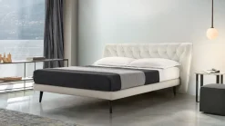 Letto Mtre letto imbottito in pelle Artigianale SCONTATO a PREZZI OUTLET