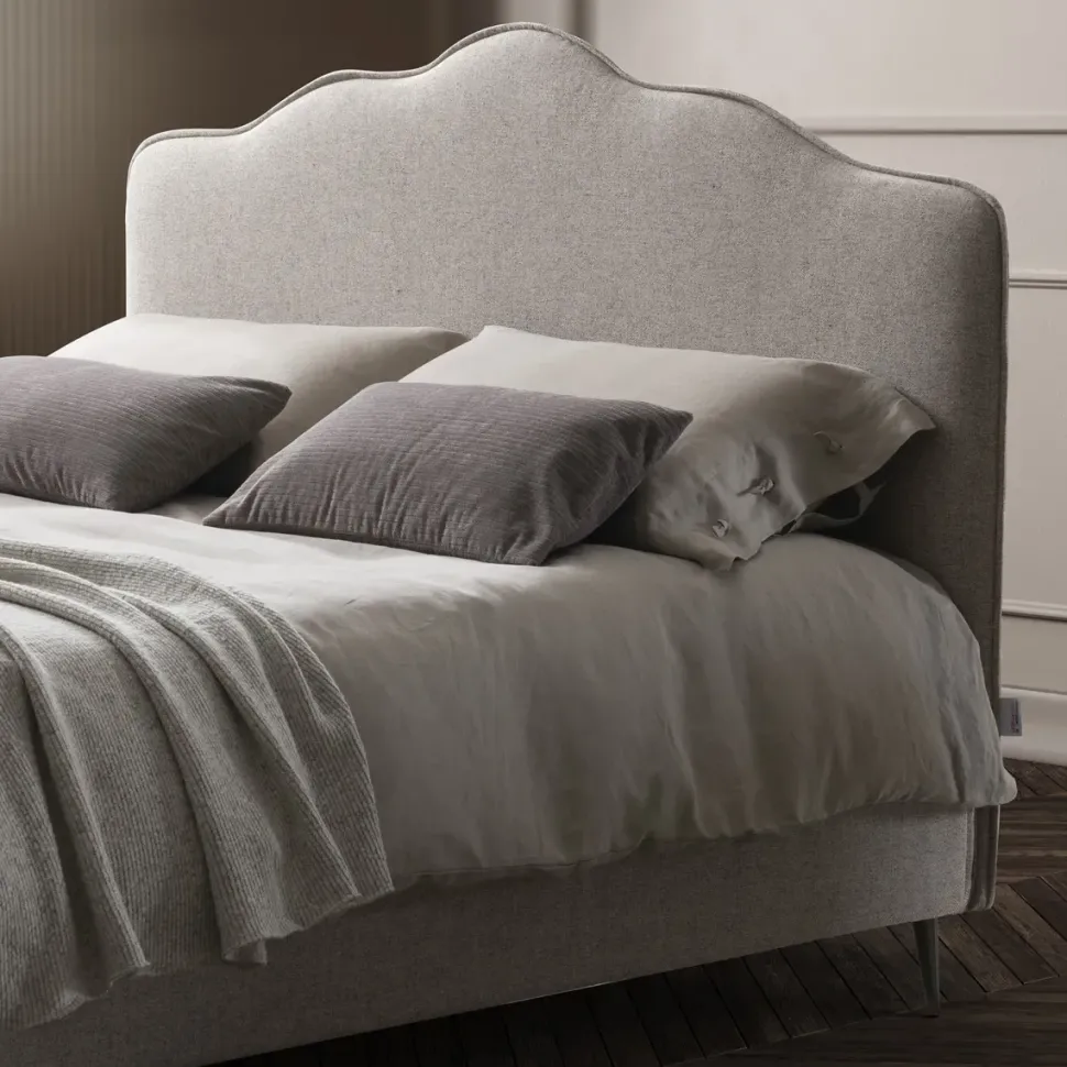 Letto piazza e mezzo con giroletto Barbara a prezzo riservato