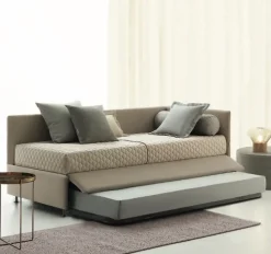 Letto singolo con gambe Golf Oggioni a prezzo ribassato