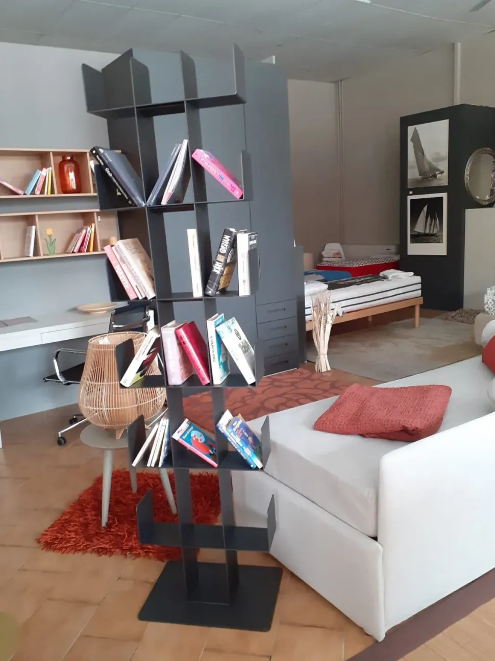 Letto singolo con giroletto Line Bolzan a prezzo ribassato