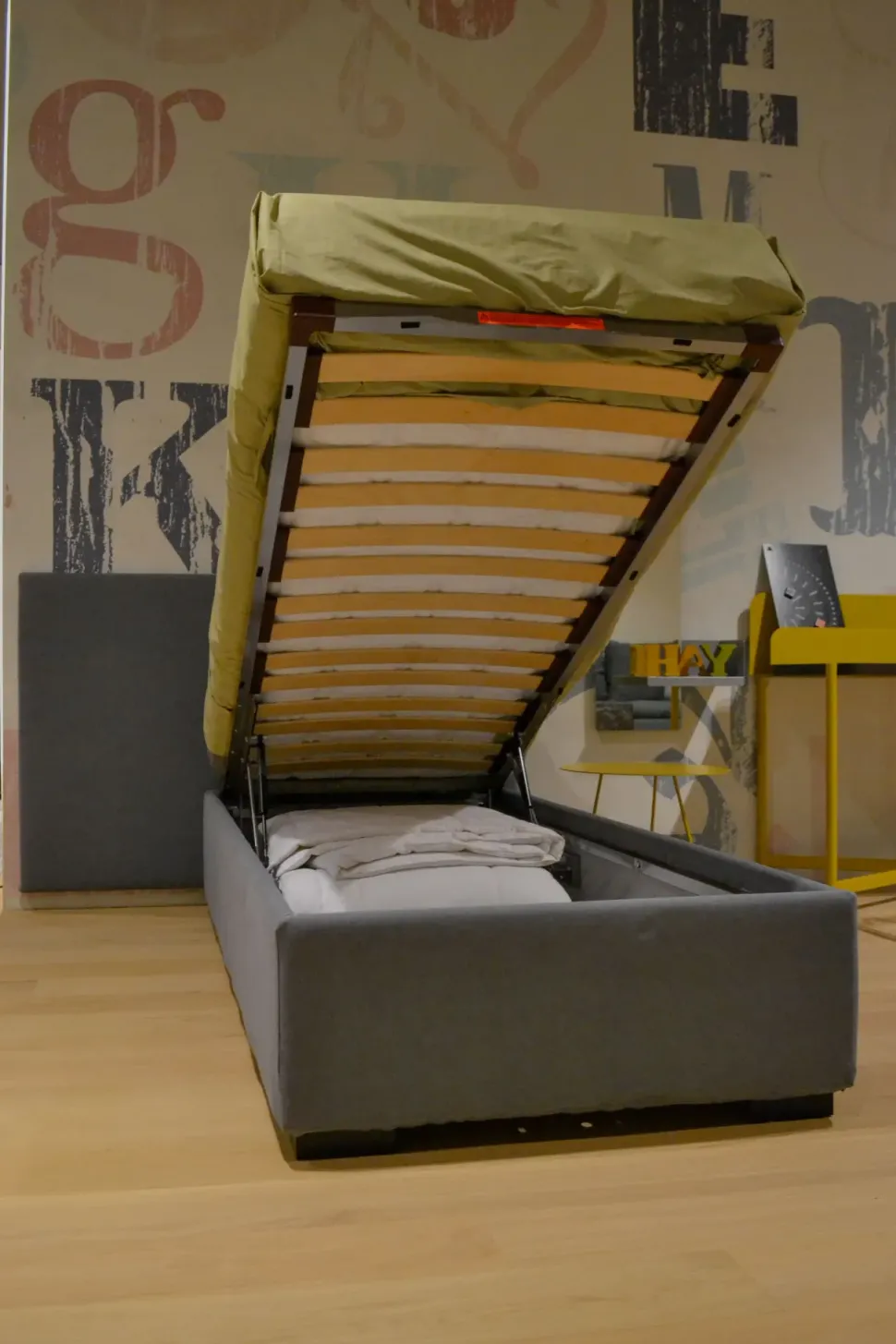 Letto singolo moderno Haiti Milano bedding a prezzo ribassato