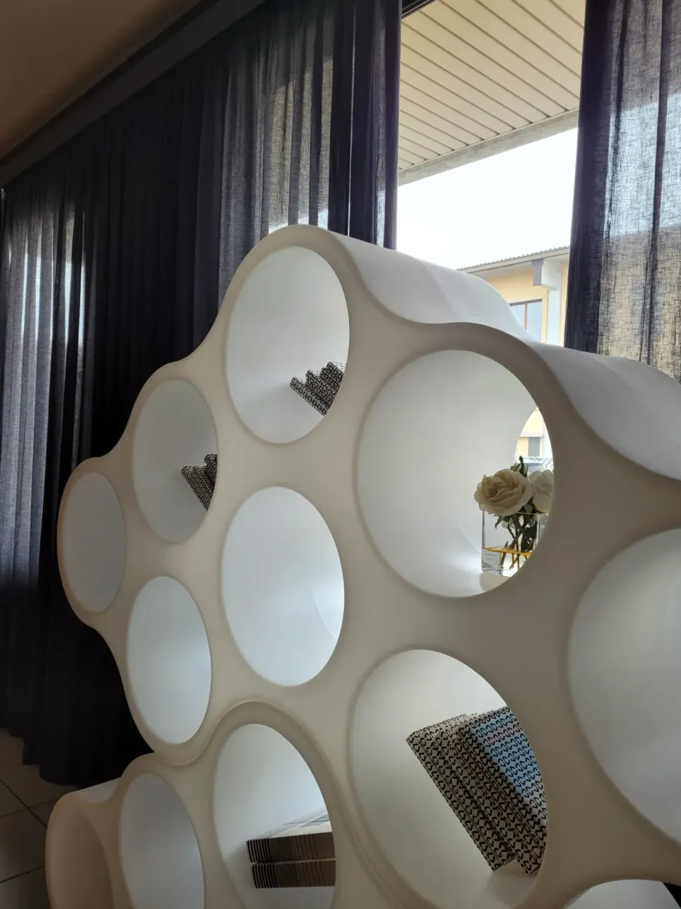 Libreria Cloud stile design di Cappellini scontata