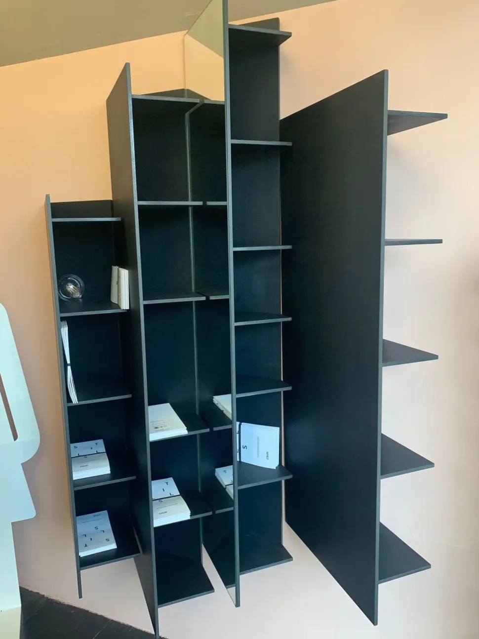 Libreria Ct line libreria contenitore 4 moduli di cui 1 a specchio Boffi in stile design in offerta