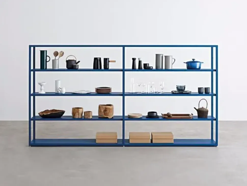 Libreria Freestanding blu denim in stile design di Desalto in OFFERTA OUTLET
