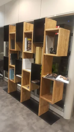 Libreria Gemini stile design di Nature design scontata del 35%
