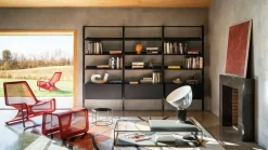 Libreria Libreria a muro alluminio in stile design di Desalto in OFFERTA OUTLET